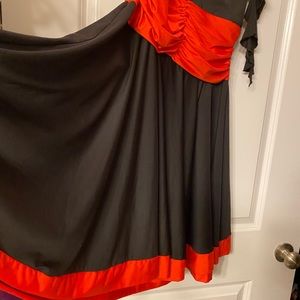 Black/red Latin dance dress